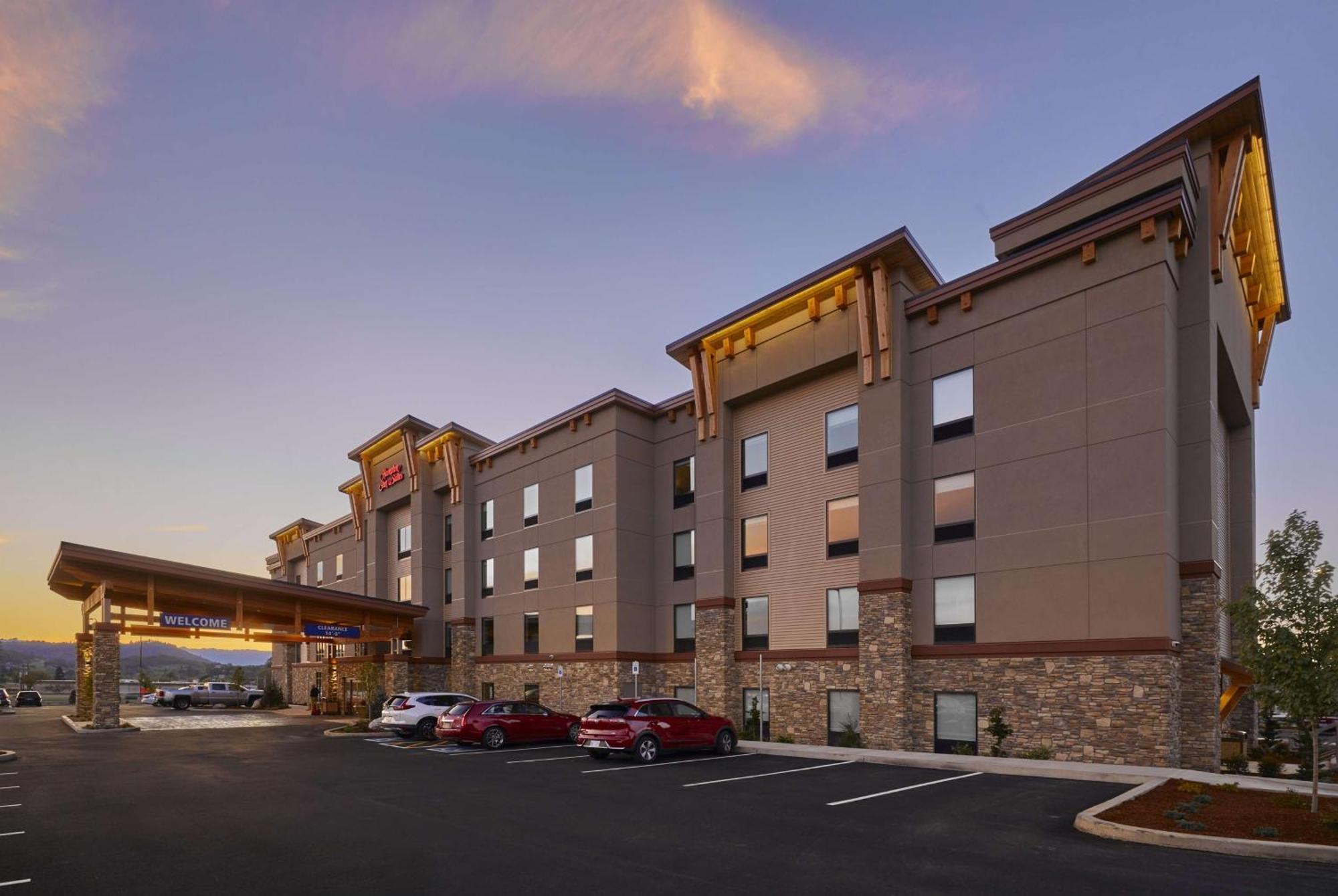 Hampton Inn & Suites Roseburg Exterior foto